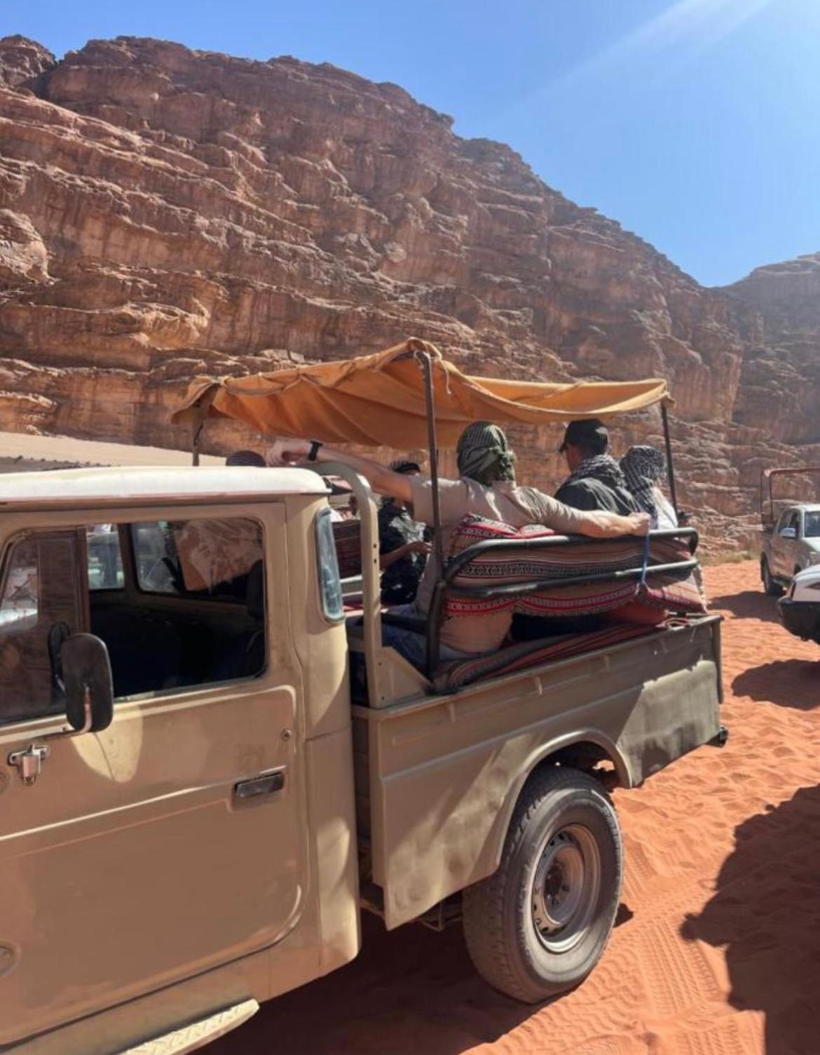 Wadi Rum Starlight Camp 호텔 외부 사진