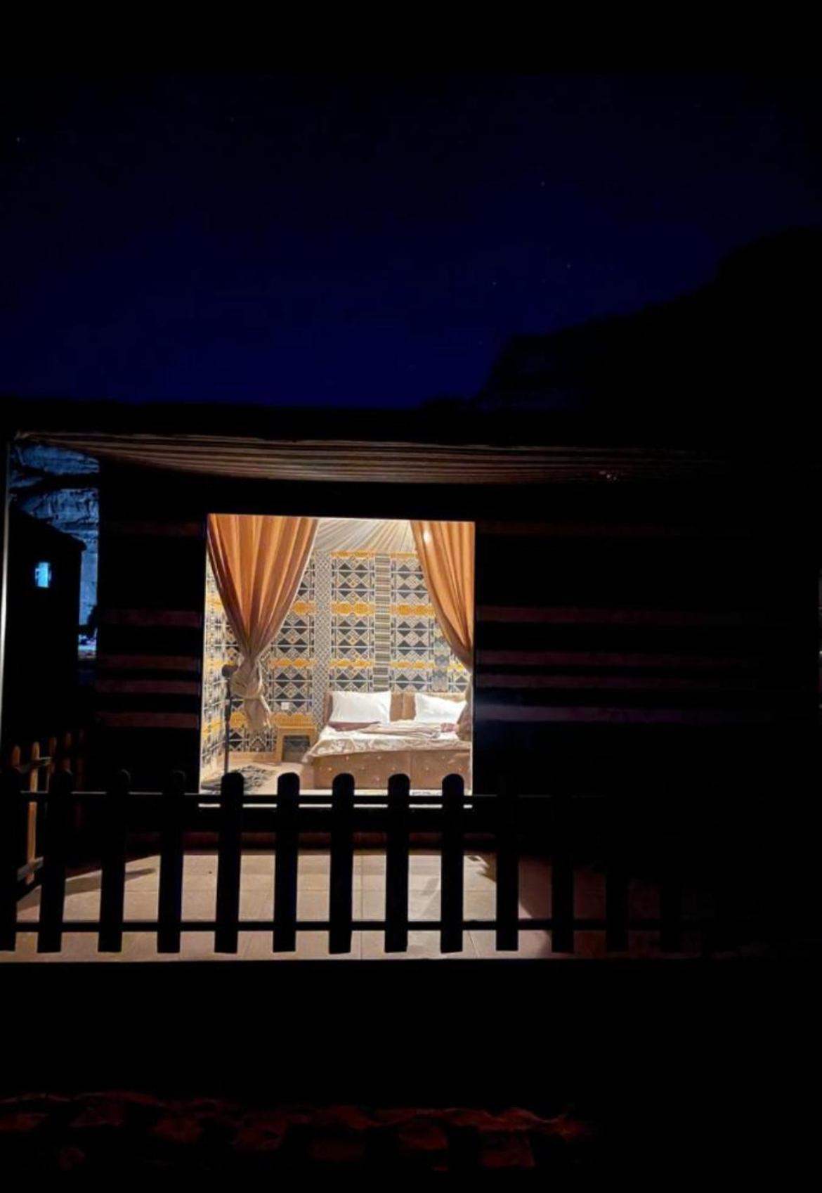 Wadi Rum Starlight Camp 호텔 외부 사진